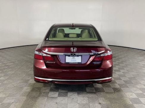 Certified 2017 Honda Accord Touring image 22