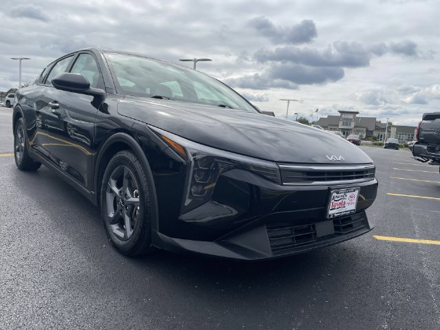 Used 2025 Kia K4 FWD image 10