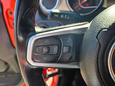 Used 2019 Jeep Wrangler Unlimited Rubicon AWD/4WD image 30