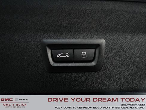 Used 2025 BMW X4 M40i w/ Premium Package image 45