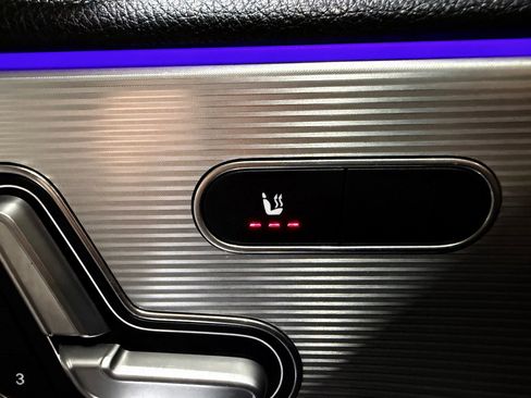 Used 2020 Mercedes-Benz A 220 w/ Premium Package image 34