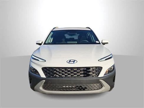 Certified 2022 Hyundai Kona SEL w/ Convenience Package image 3