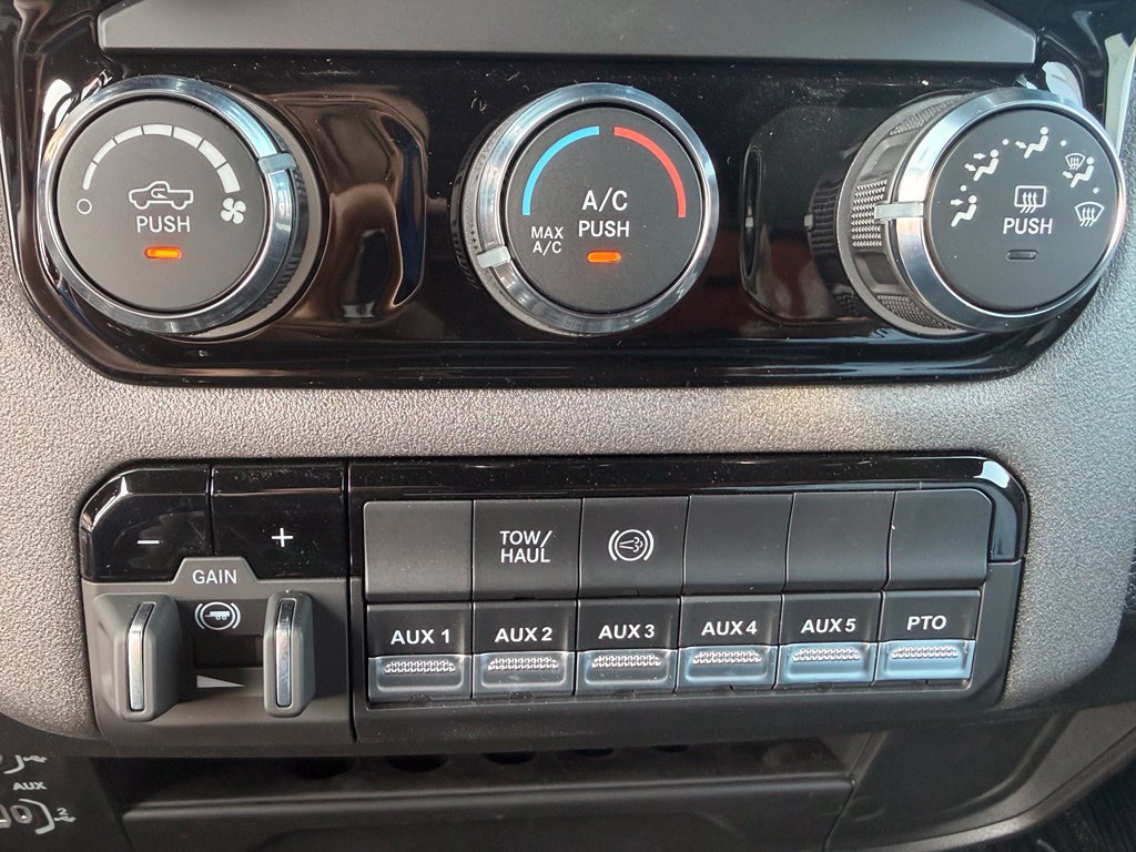 New 2026 RAM 3500 Tradesman w/ Chrome Appearance Group A AWD/4WD image 27