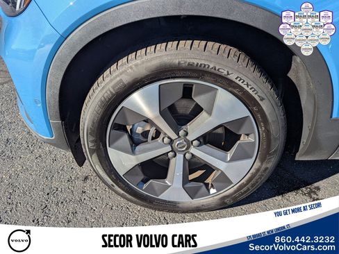Certified 2023 Volvo XC40 B5 Plus w/ Driver Assist Package image 27