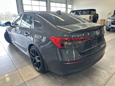 Used 2024 Honda Civic Sport image 12