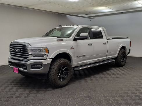 Used 2022 RAM 3500 Limited AWD/4WD image 1