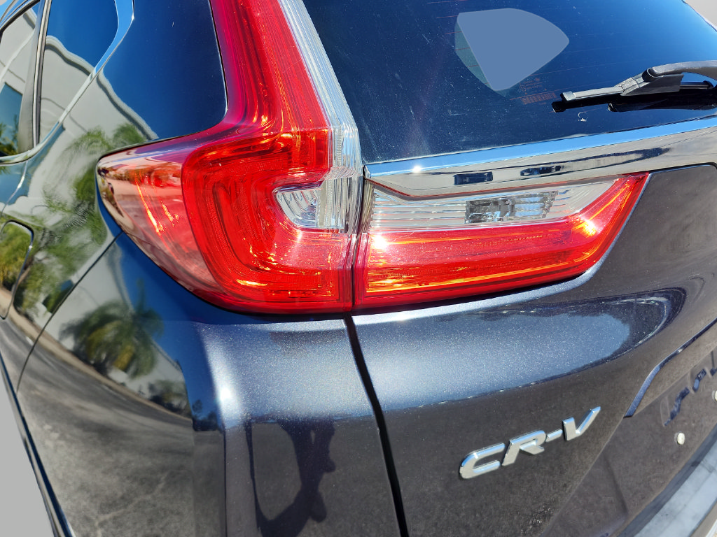 Used 2017 Honda CR-V Touring image 14