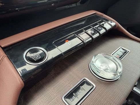 Used 2025 Lincoln Navigator Reserve AWD/4WD image 25