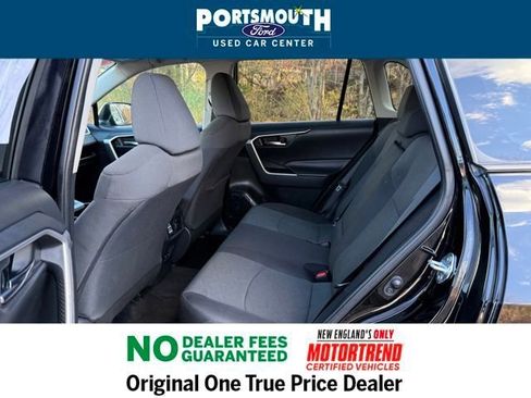 Used 2024 Toyota RAV4 XLE image 5