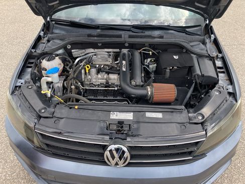 Used 2017 Volkswagen Jetta SE FWD image 26