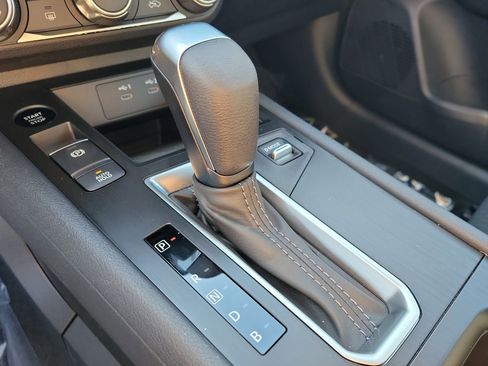 New 2026 Nissan Kicks S image 29