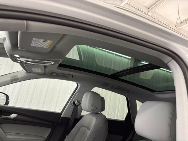 Used 2022 Audi Q5 2.0T Premium Plus AWD/4WD image 9