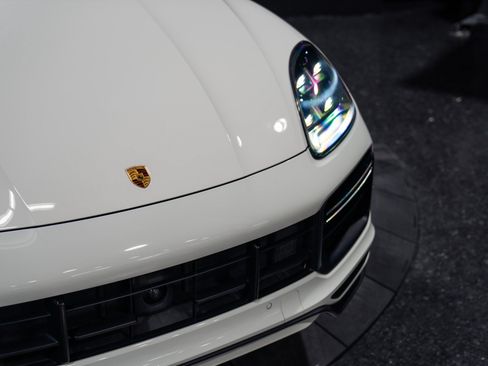 Used 2022 Porsche Cayenne Turbo GT AWD/4WD image 34