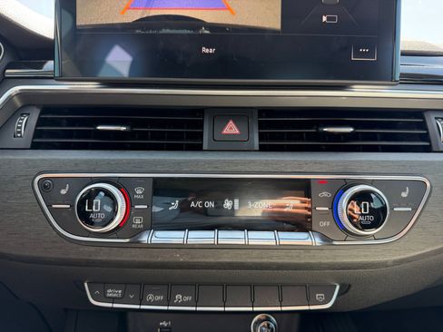 Used 2020 Audi A4 2.0T Premium w/ Convenience Package FWD image 10