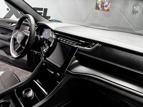 Used 2024 Jeep Grand Cherokee Altitude image 53