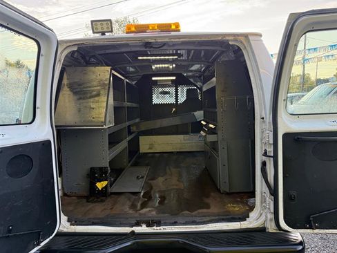 Used 2014 Ford E-150 and Econoline 150 w/ Power Group image 25