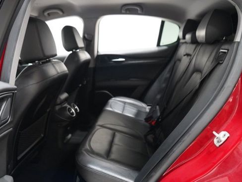 Used 2018 Alfa Romeo Stelvio AWD image 30