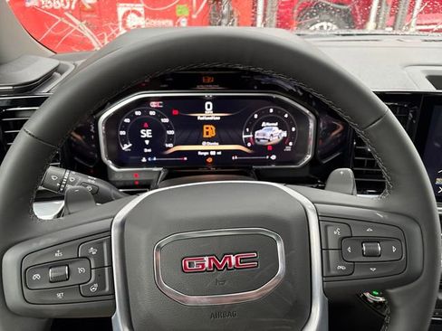 New 2026 GMC Sierra 1500 Elevation w/ Elevation Premium Package AWD/4WD image 10