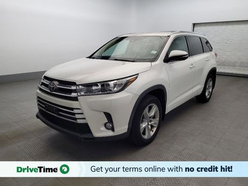 Used 2017 Toyota Highlander Limited image 1