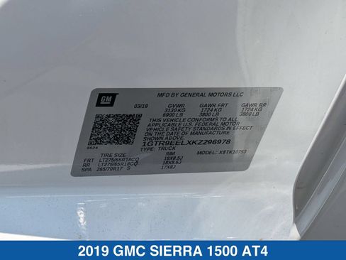 Used 2019 GMC Sierra 1500 AT4 w/ AT4 Premium Package AWD/4WD image 39