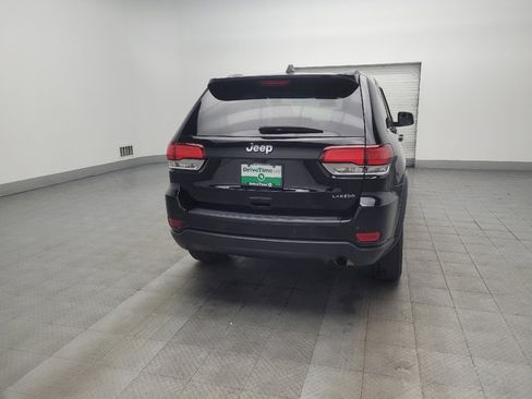 Used 2021 Jeep Grand Cherokee Laredo image 7