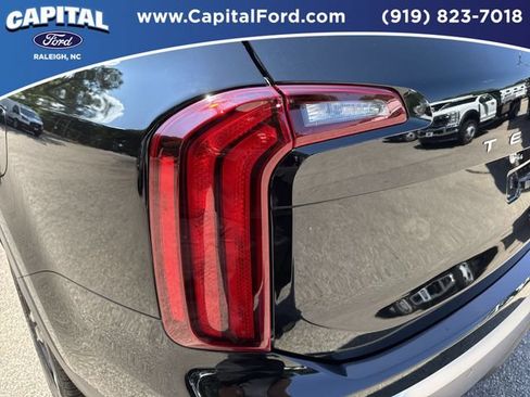 Used 2025 Kia Telluride S AWD/4WD image 15