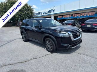 Used 2025 Nissan Pathfinder SV AWD/4WD video 1