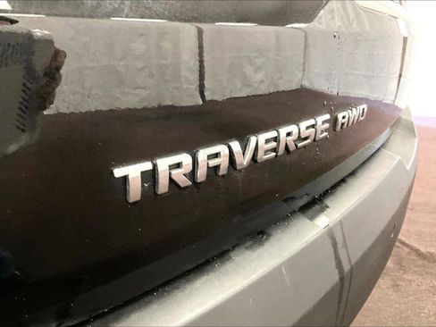 Used 2022 Chevrolet Traverse LT w/ LPO, Cargo Package image 13