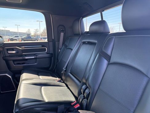 Used 2019 RAM 2500 Laramie w/ Night Edition image 9