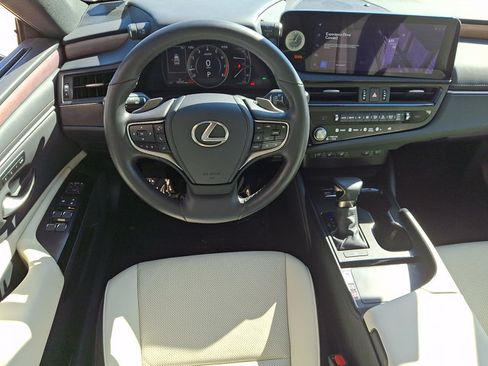 Certified 2024 Lexus ES 350 w/ Premium Package FWD image 12