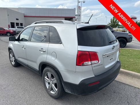 Used 2012 Kia Sorento EX w/ EX V6 Premium Pkg image 6