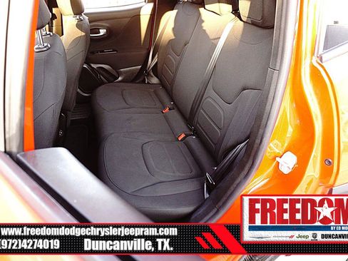 Used 2020 Jeep Renegade Latitude image 13