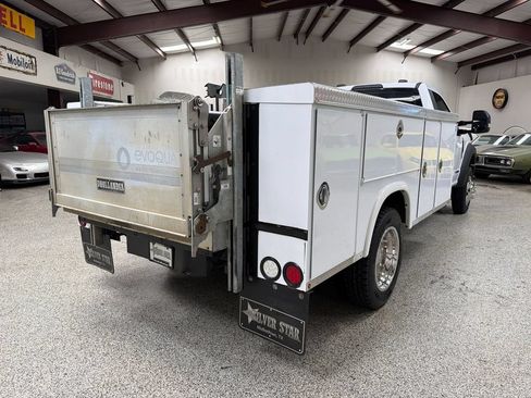 Used 2020 Ford F550 2WD Regular Cab Super Duty image 7