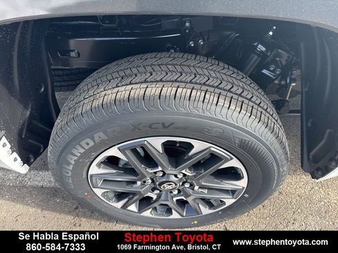 New 2026 Toyota Tundra Limited AWD/4WD image 9