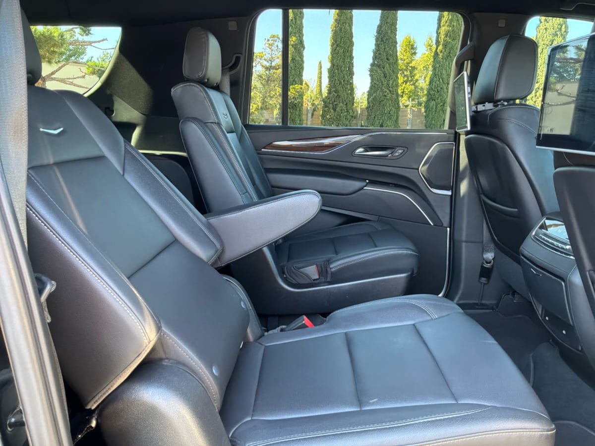 Used 2021 Cadillac Escalade ESV Luxury RWD image 20