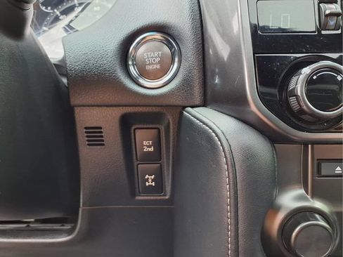 Used 2022 Lexus GX 460 w/ Black Line Special Edition AWD/4WD image 29