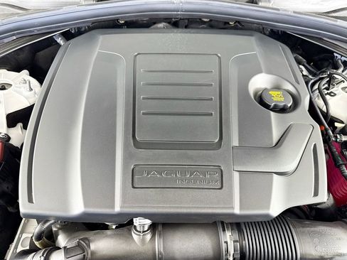 Used 2025 Jaguar F-PACE R-Dynamic S image 26