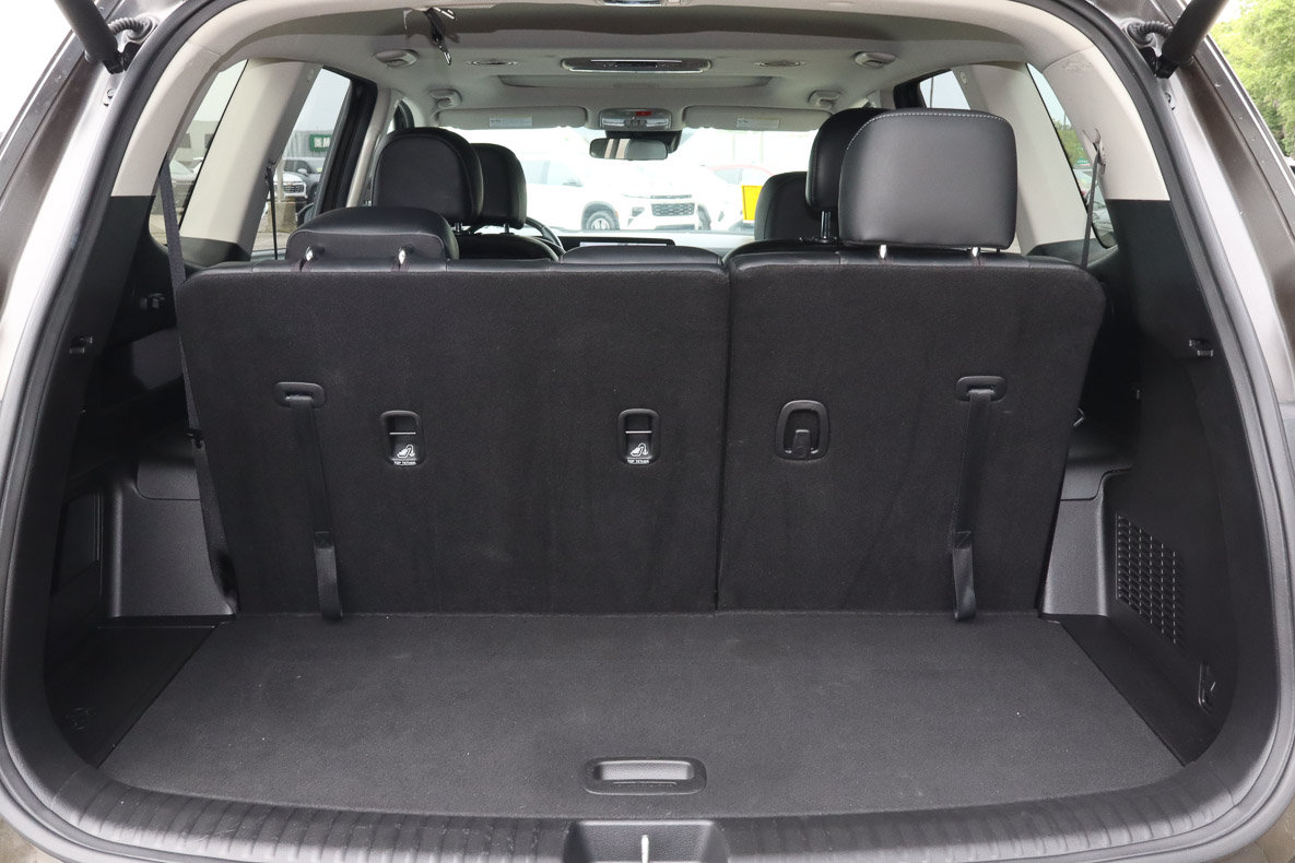 Used 2025 Kia Telluride S FWD image 9