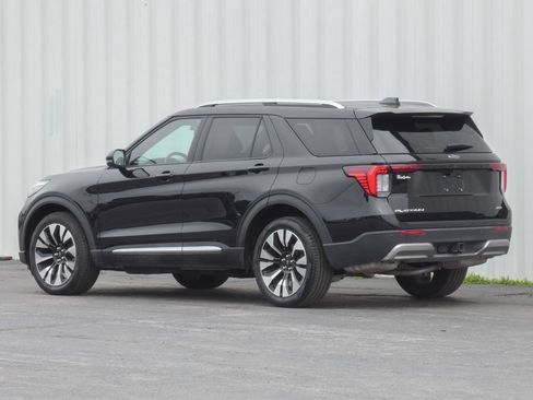Used 2025 Ford Explorer Platinum w/ LUX Leather Package AWD/4WD image 40