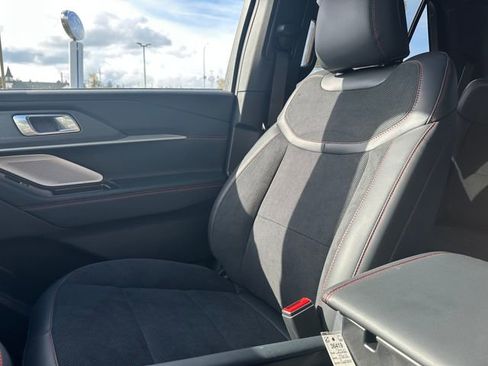 New 2026 Ford Explorer ST image 19