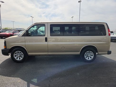 Used 2011 Chevrolet Express 1500 LS RWD image 4