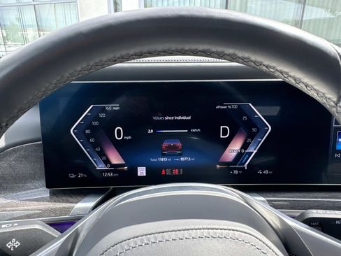 Certified 2023 BMW i7 xDrive60 image 9