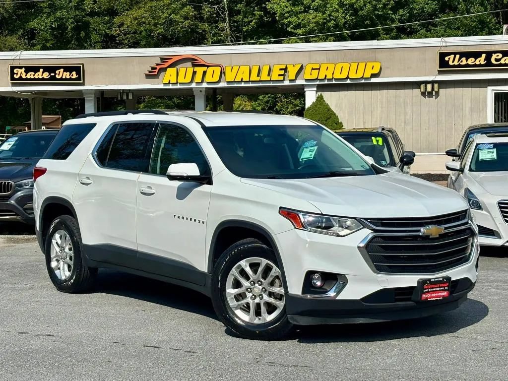 Used 2019 Chevrolet Traverse LT AWD/4WD image 1