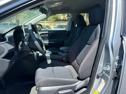 Used 2025 Toyota RAV4 LE image 10