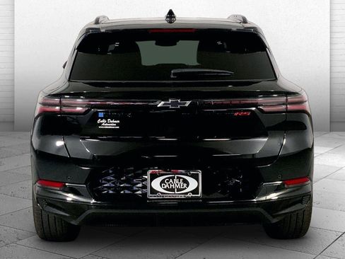 Used 2024 Chevrolet Equinox EV RS FWD image 3
