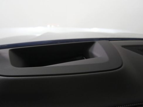 Used 2026 BMW X5 M60i image 23