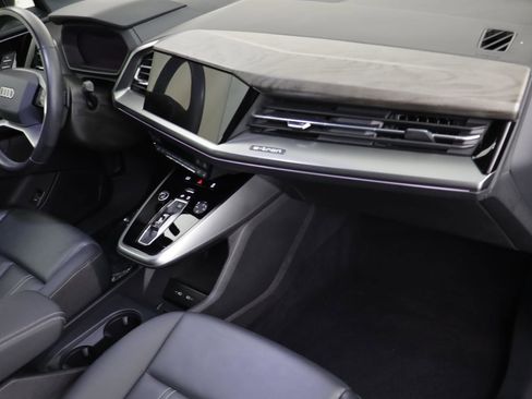 Used 2023 Audi Q4 e-tron Premium Plus w/ Premium Plus image 20