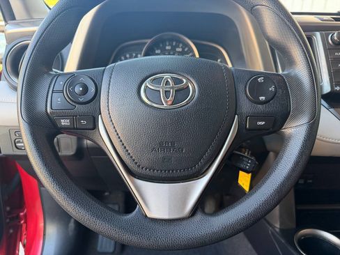 Used 2015 Toyota RAV4 XLE FWD image 21