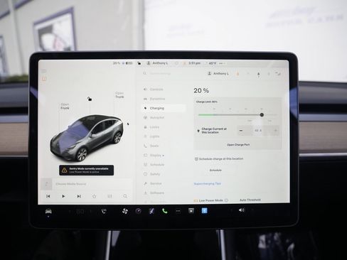 Used 2020 Tesla Model Y Long Range image 45