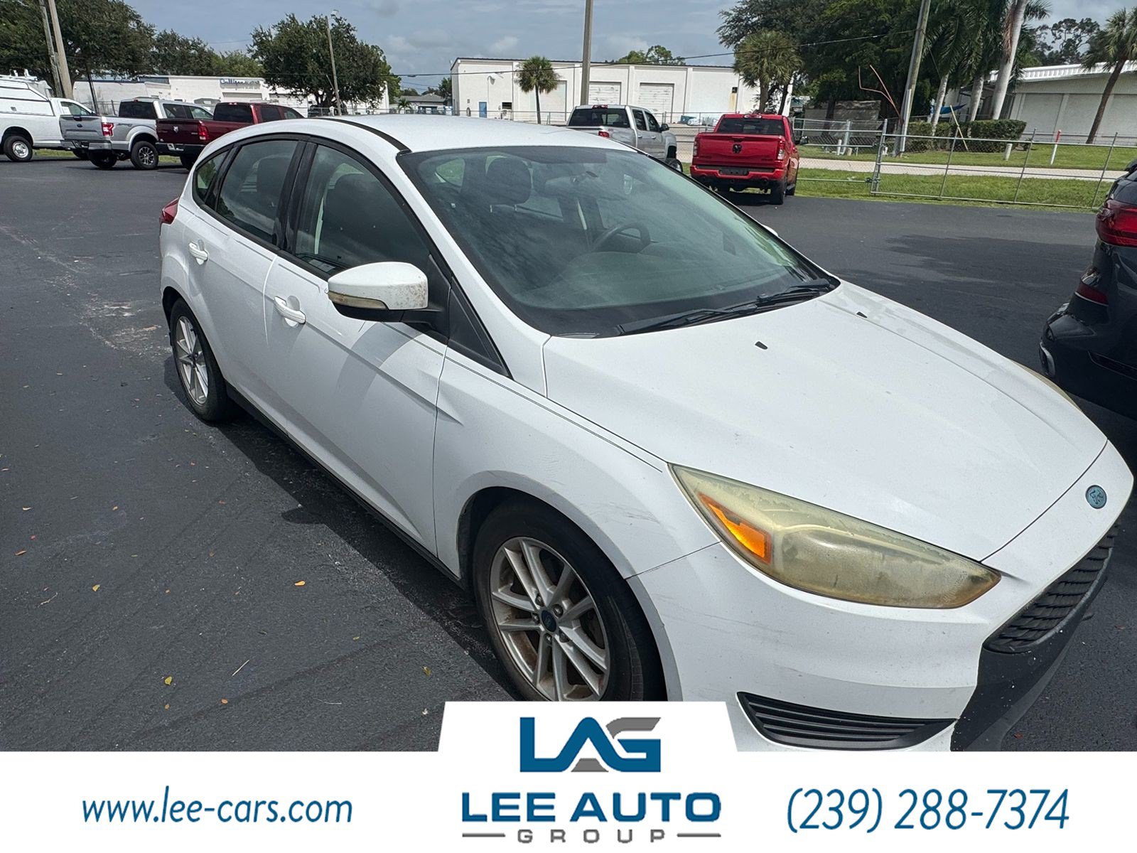 Used 2015 Ford Focus SE FWD image 3